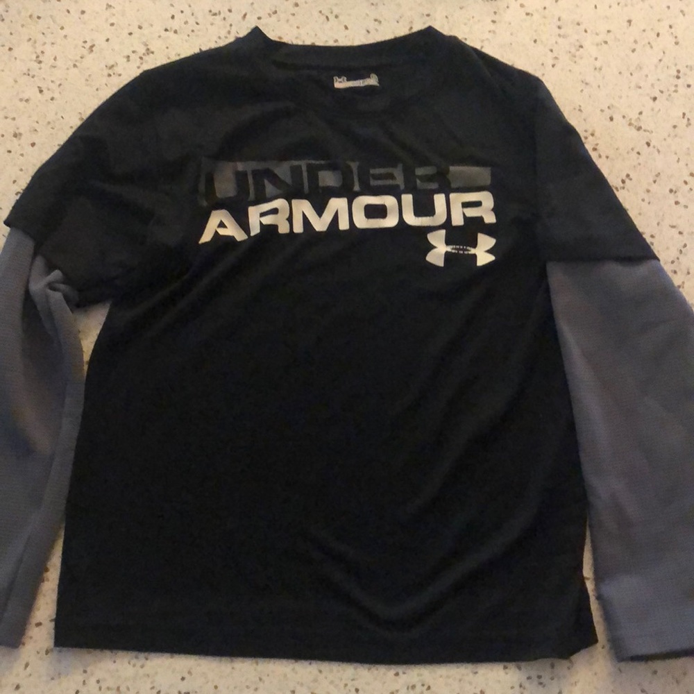 Under Armour long sleeve Tee